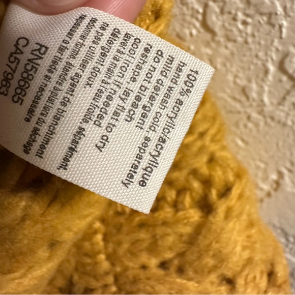 Infinity Scarf - Picture 3 of 3